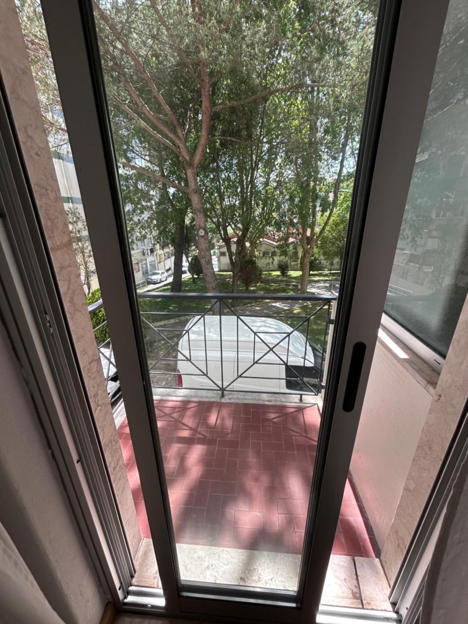 Apartamento Acolhedor Em Queluz Buitenkant foto
